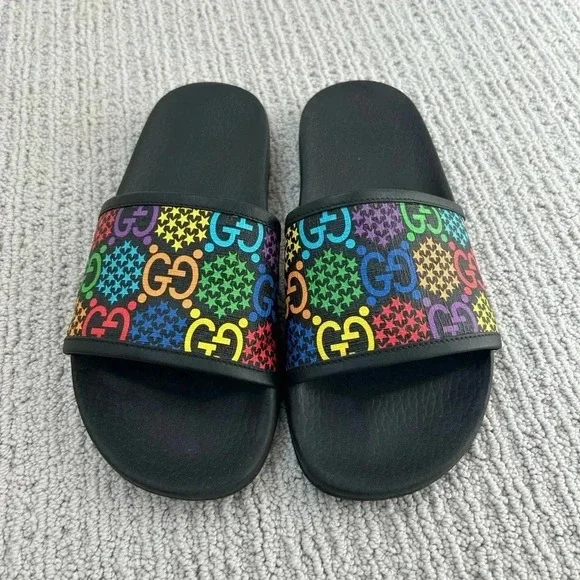 Gucci - GG Supreme Psychedelic Monogram Slide in Black - Picture 3 of 6
